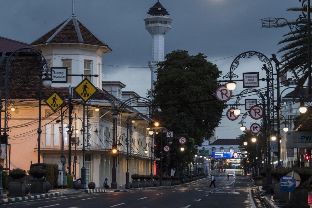 Kota Bandung Diciptakan Ketika Tuhan Sedang Tersenyum “Dilan”