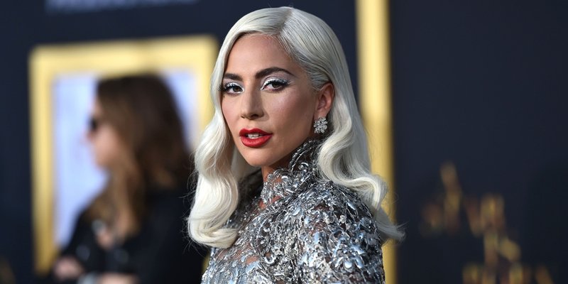 Artis Lady Gaga Sangat Hits Dengan Gaya Dan Keahlian Aktingnya