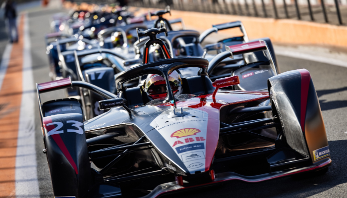 Formula E Pertandingan Yang Menerapkan Pola Energi Hijau