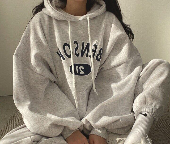 Hoodie Sebagai Salah Satu Item Fashion Casual