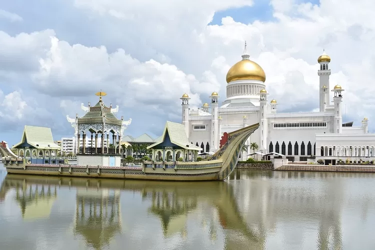 Kekayaan Brunei Darussalam Di Mata Dunia