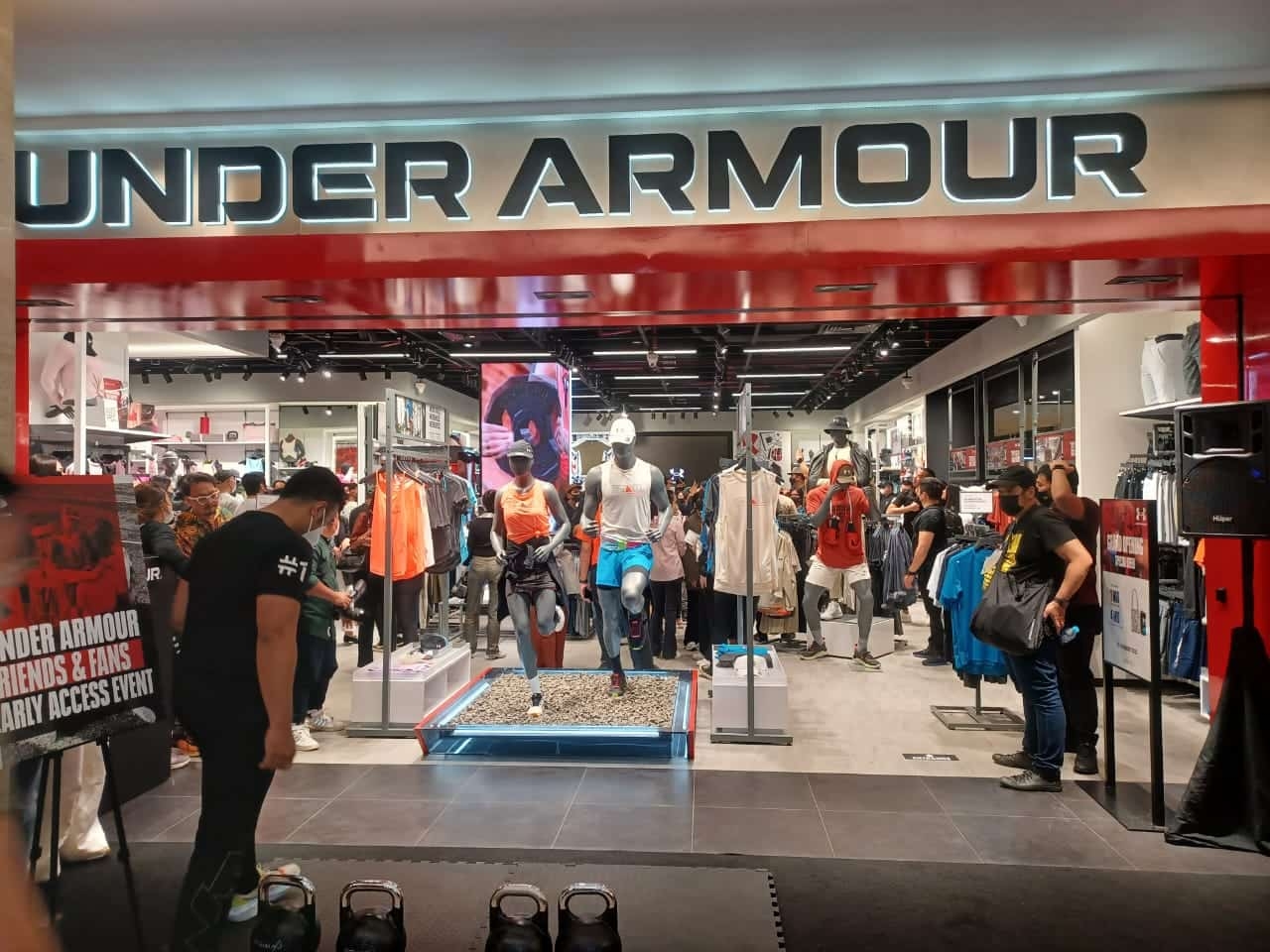 Brand Under Armour Solusi Sportwear Keren Di Tempat Kebugaran