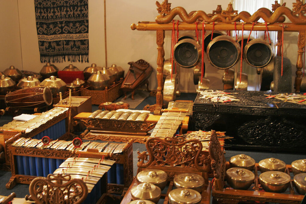 Alat Musik Gamelan 