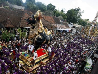 Upacara Adat Unik