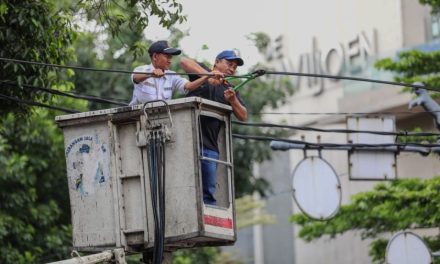 Pemkot Bandung Gencarkan Penurunan Kabel Ke Bawah Tanah