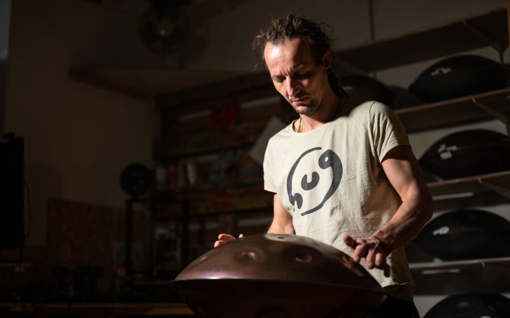 Alat Musik Handpan Intrumen Musik Unik Dan Memukau