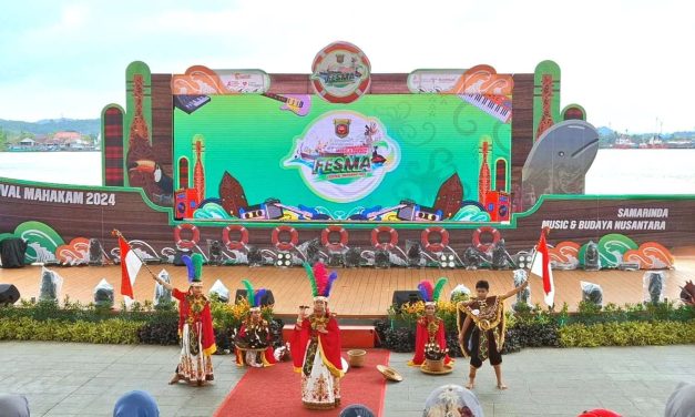 Festival Mahakam Merayakan Budaya & Tradisi Kalimantan Timur
