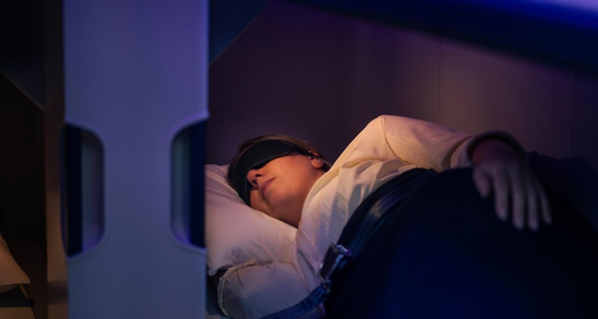 Pesawat Dengan Ranjang Susun Kelas Ekonomi, Bisa Tidur