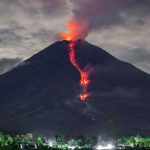 Gunung Semeru Erupsi Minggu Pagi, Letusan Capai 900 Meter