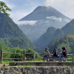 Nawang Jagad, Spot Sunrise Dengan View Merapi