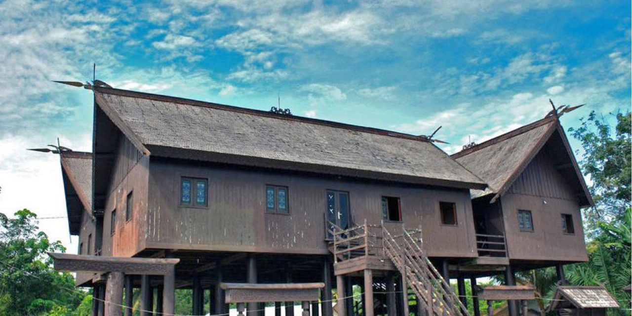 Konsep Rumah Betang Warisan Budaya Dari Suku Dayak