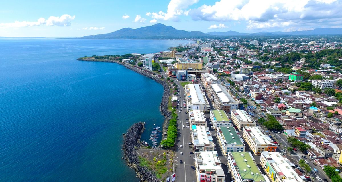 Kota Manado Merupakan Surga Tropis Indah Di Utara Sulawesi