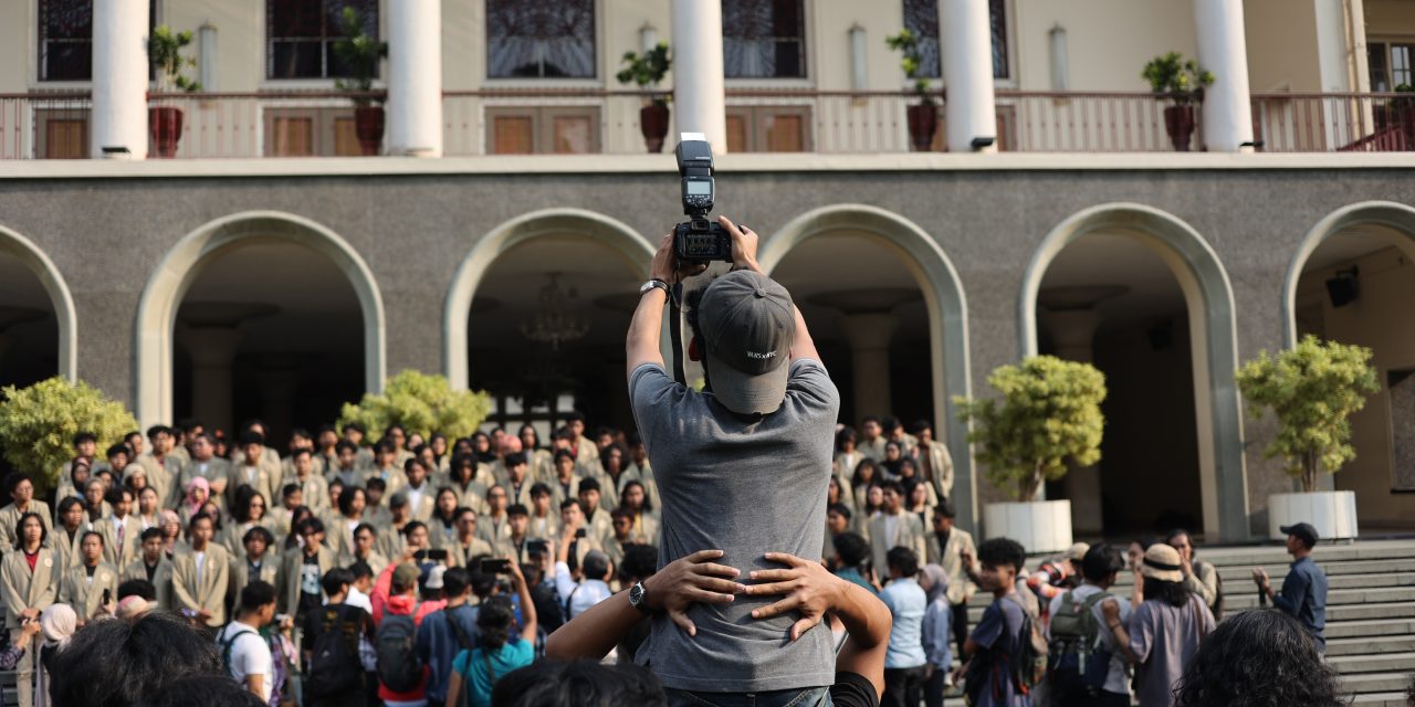 Mahasiswa Nommensen Demo di DPRD Sumut, Tuntut Evaluasi MBG