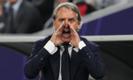 Roberto Mancini Pelatih Yang Menerapkan Strategi Disiplin