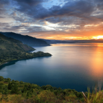 Keindahan Danau Toba Yang Harus Kamu Kunjungi
