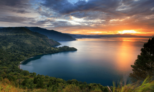 Keindahan Danau Toba Yang Harus Kamu Kunjungi
