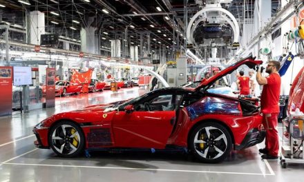Perusahaan Ferrari Dengan Mobil Sport Dan Balapnya Yang Ikonik