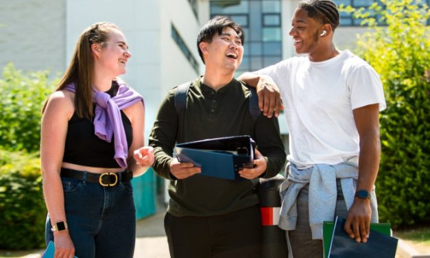 Soft Skill Penting Yang Harus Di Miliki Gen Z
